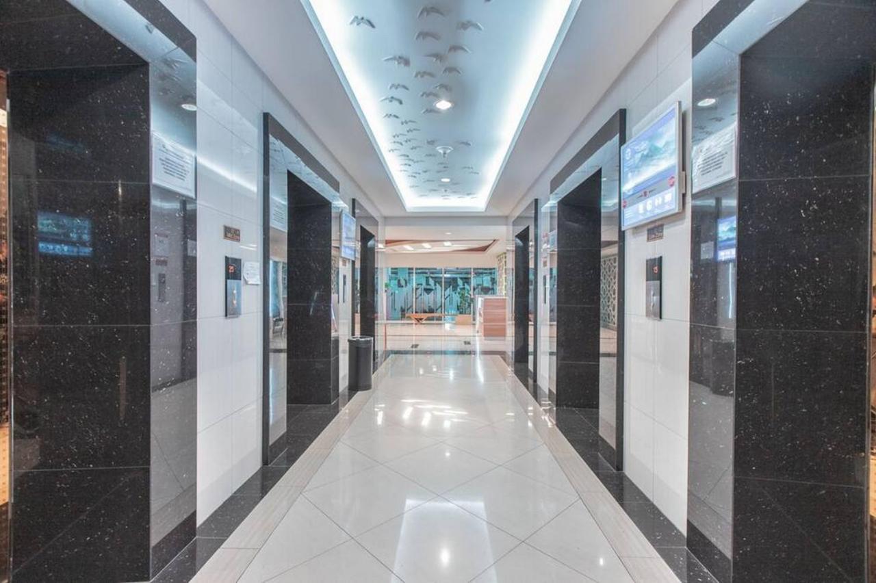 Redliving Apartemen Grand Kamala Lagoon - Pekayon Tower Barclay North Bekasi Esterno foto